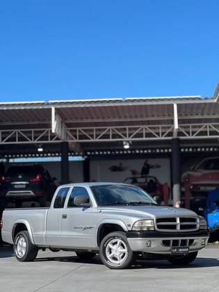 DODGE DAKOTA 3.9 SPORT 4X2 CE V6 12V GASOLINA 2P MANUAL DODGE DAKOTA 3.9 SPORT 4X2 CE V6 12V GASOLINA 2P MANUAL